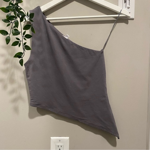 NWOT garage asymmetric grey top - Picture 3 of 5